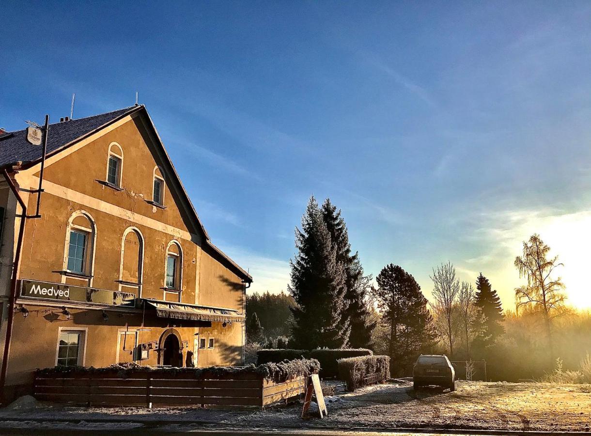 Pension Zaclersky Medved Exterior photo